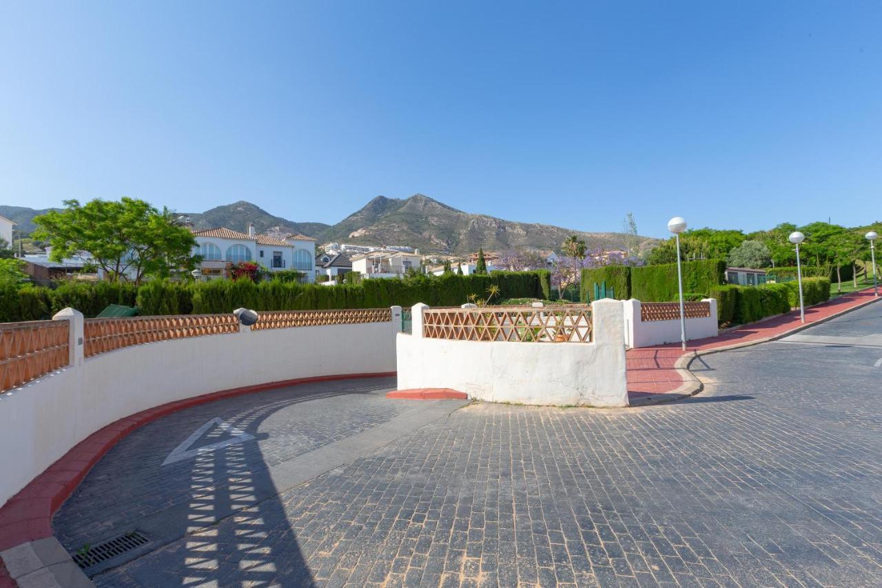 Arenal Golf Holidays Apt Benalmádena Exterior photo